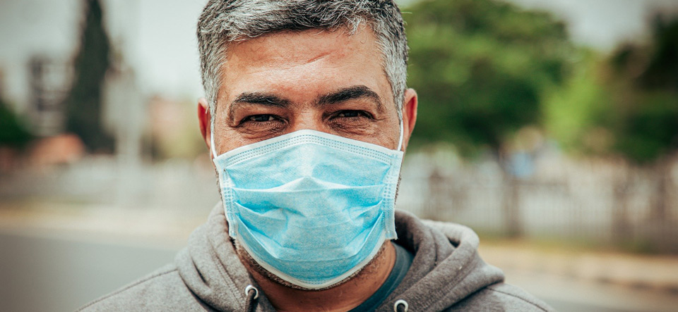 Man wearing a protective mask